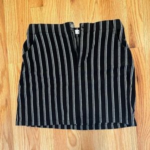 Hollister mini skirt